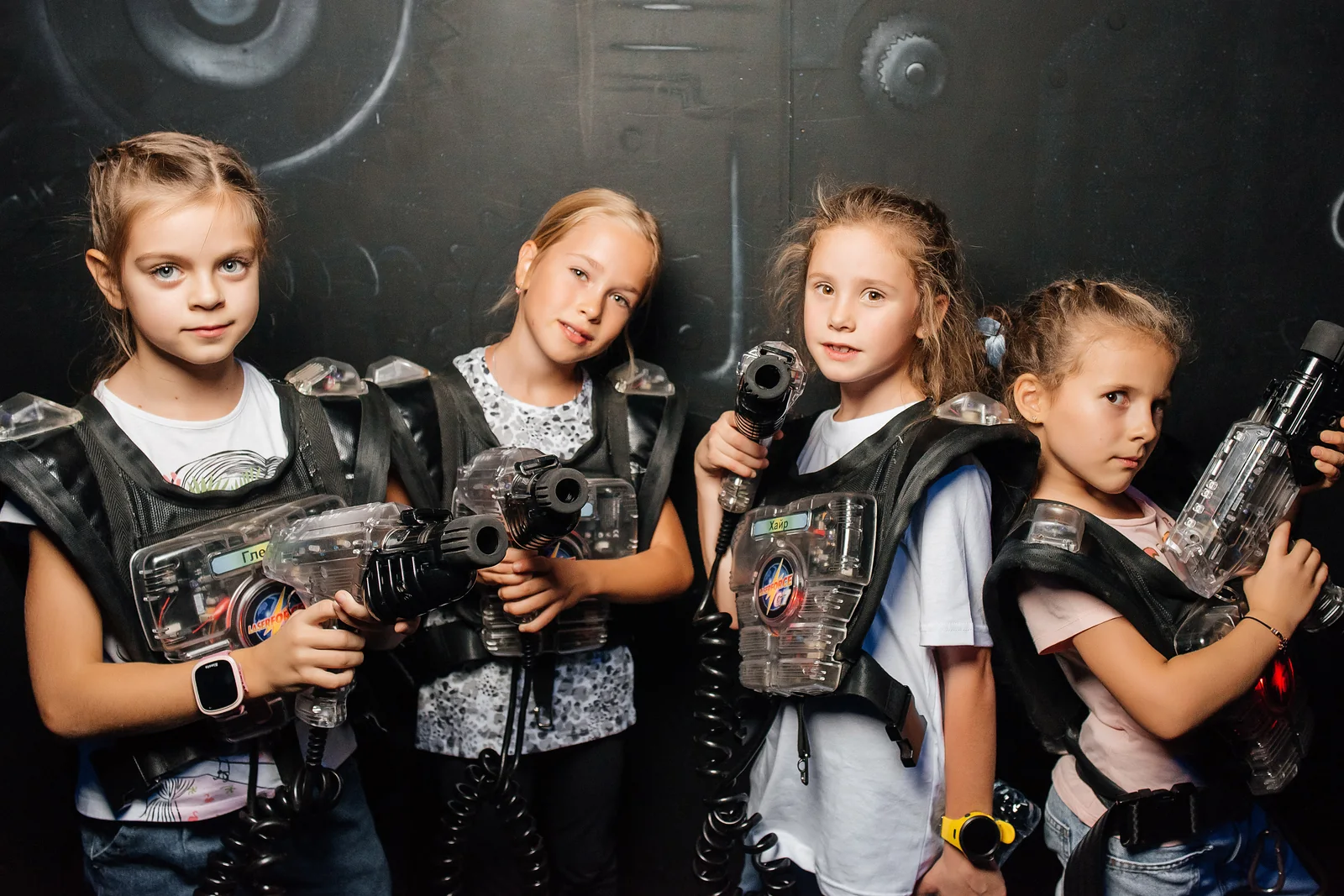 Команда детей на выпускном в LaserLand Чита